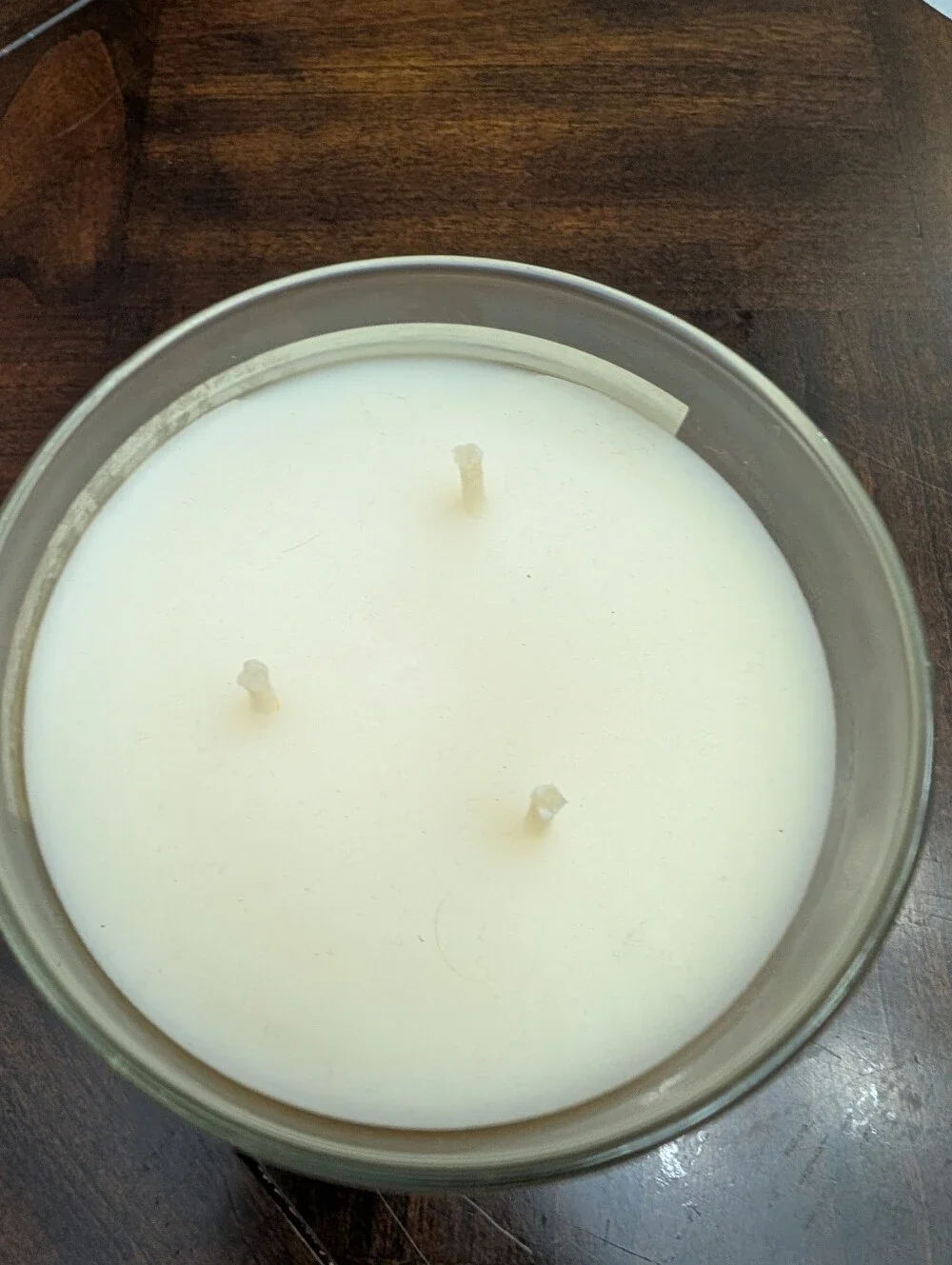New White Barn 3 Wick Candle Cinnamon Caramel Swirl Scent - Picture 4 of 4